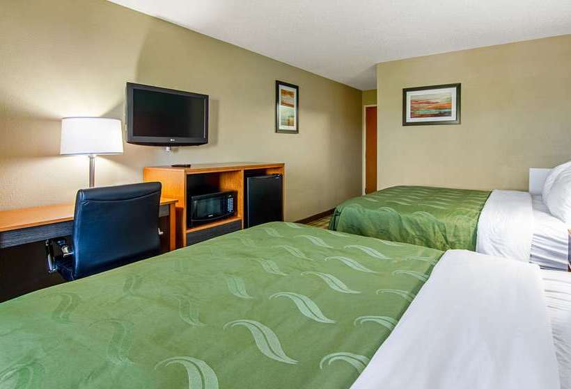 호텔 Quality Inn & Suites I81 Exit 7