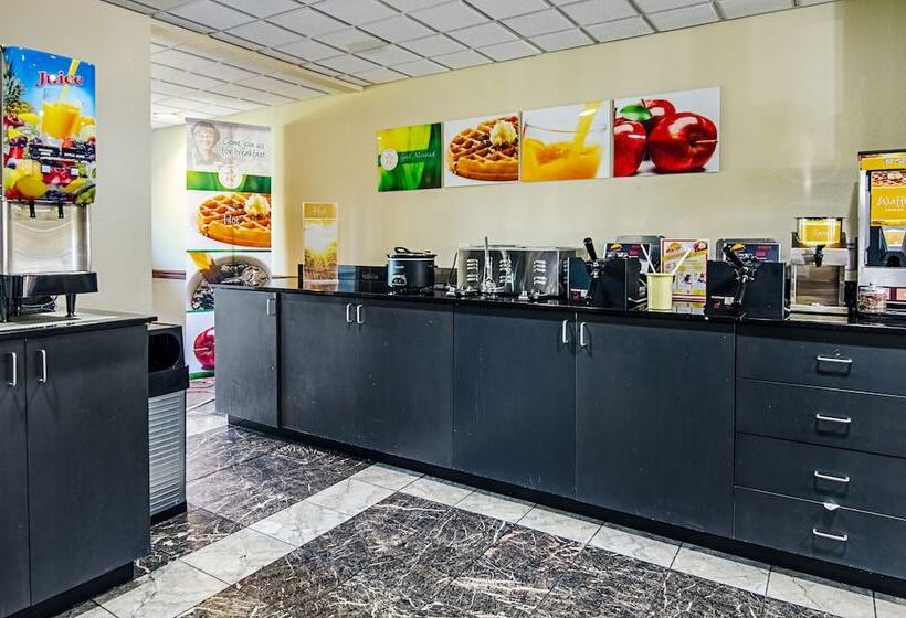 호텔 Quality Inn & Suites I81 Exit 7