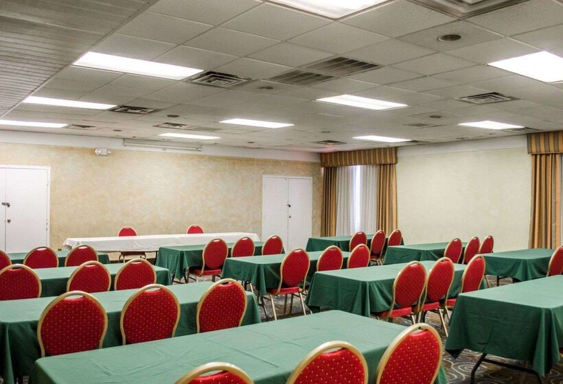 בית מלון כפרי Quality Inn & Suites Gulf Breeze Bayside Near Pensacola Beach