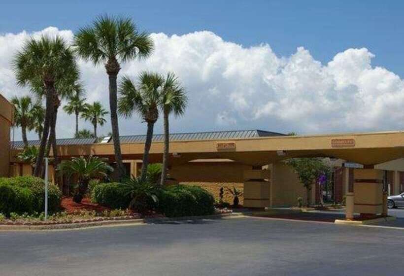 בית מלון כפרי Quality Inn & Suites Gulf Breeze Bayside Near Pensacola Beach