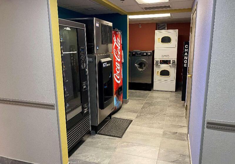 هتل Best Western Louisville Airport Expo