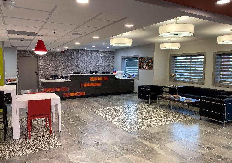 هتل Best Western Louisville Airport Expo