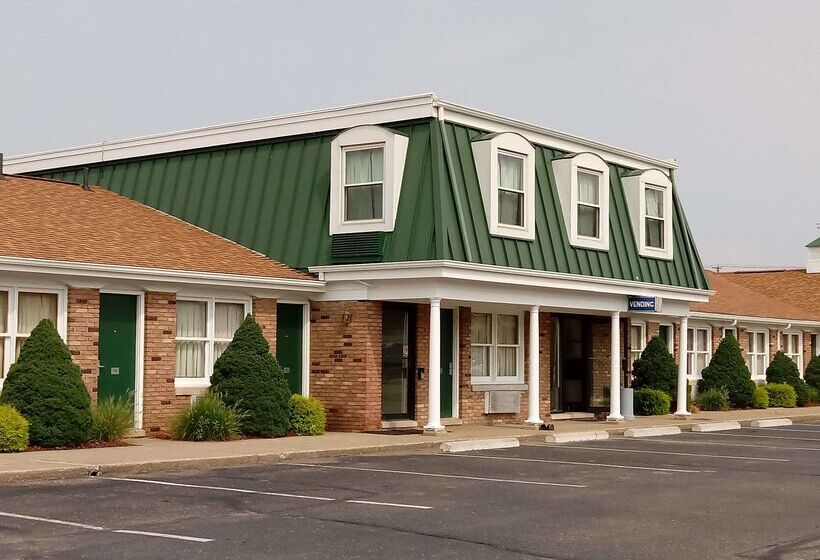 Отель Travelodge By Wyndham New Philadelphia