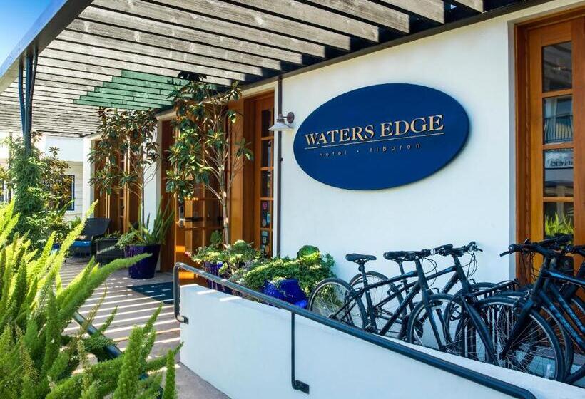 هتل Waters Edge