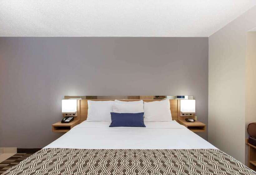 Microtel Inn & Suites By Wyndham Augusta/riverwatch