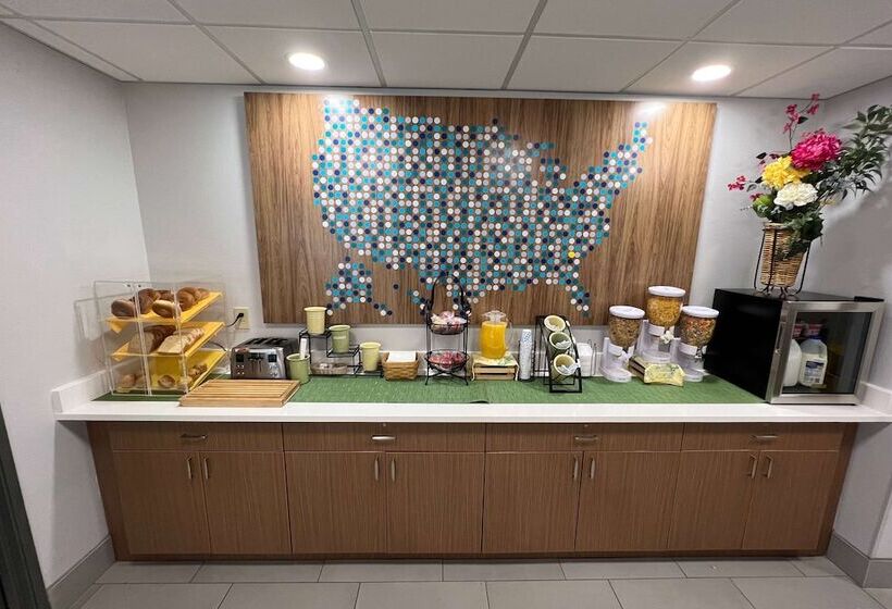 Microtel Inn & Suites By Wyndham Charlotte/northlake