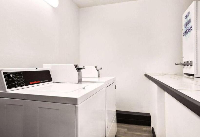 Microtel Inn & Suites By Wyndham Florence/cincinnati Airpo