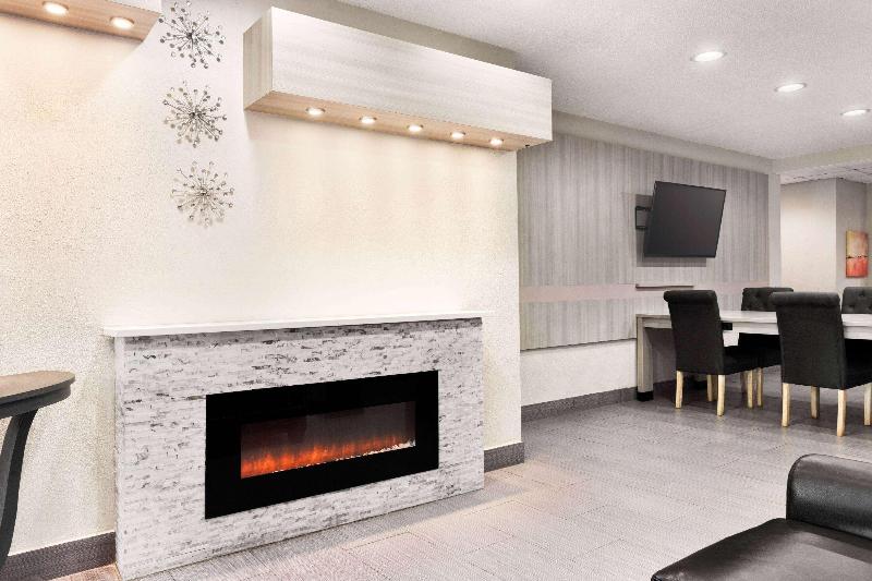 Microtel Inn & Suites By Wyndham Florence/cincinnati Airpo