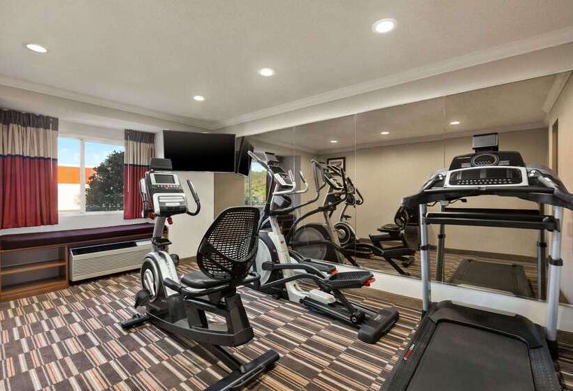 Microtel Inn & Suites By Wyndham