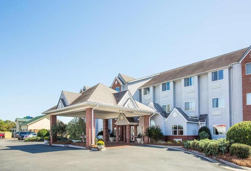 Microtel Inn & Suites By Wyndham