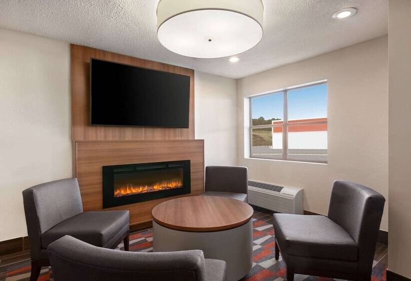 Microtel Inn & Suites By Wyndham