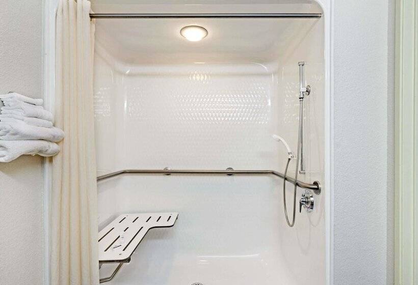 Microtel Inn & Suites Urbandale