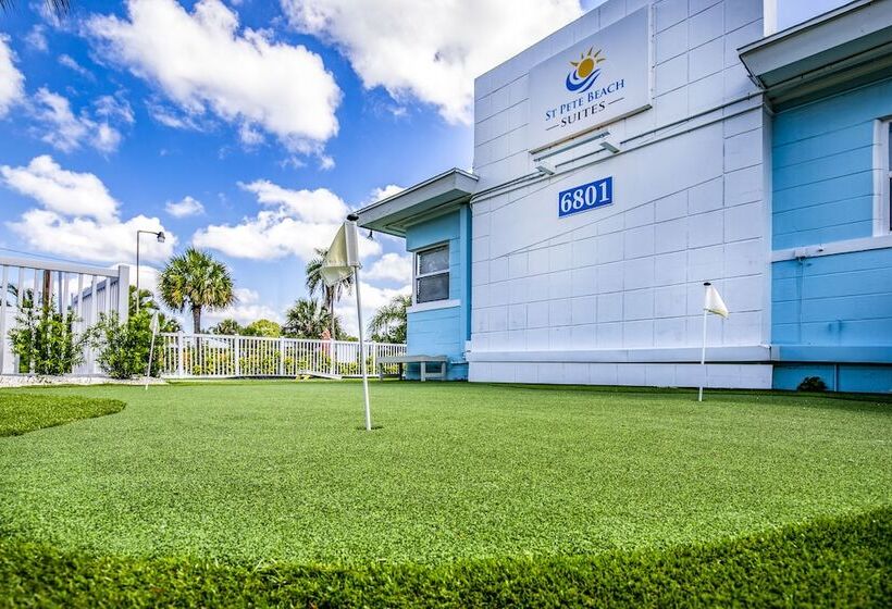 فندق على الطريق St. Pete Beach Suites