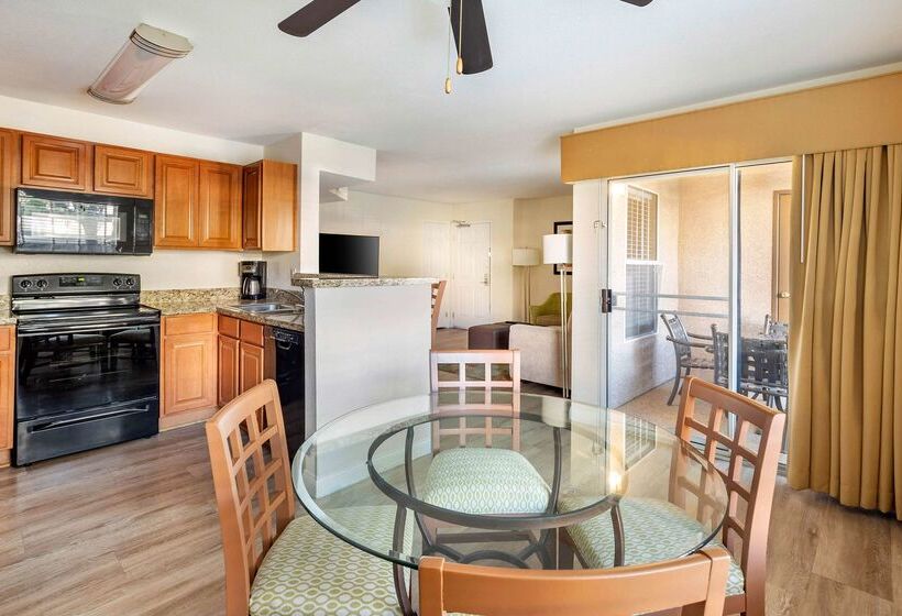 استراحتگاه Hilton Vacation Club Desert Retreat Las Vegas