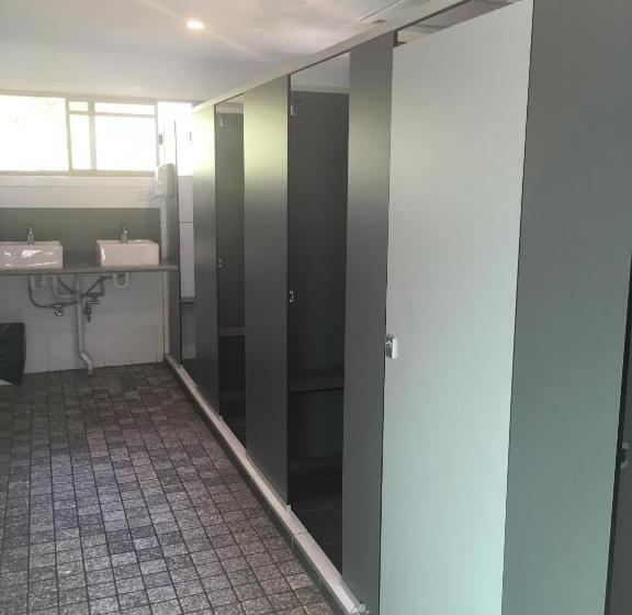 هاستل Backpackers Inn On The Beach