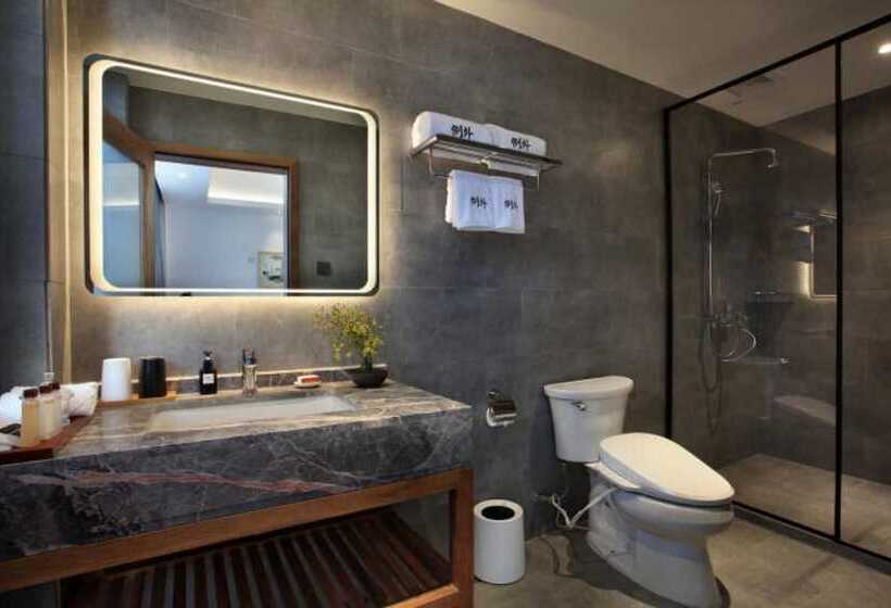 Otel Exception Boutique