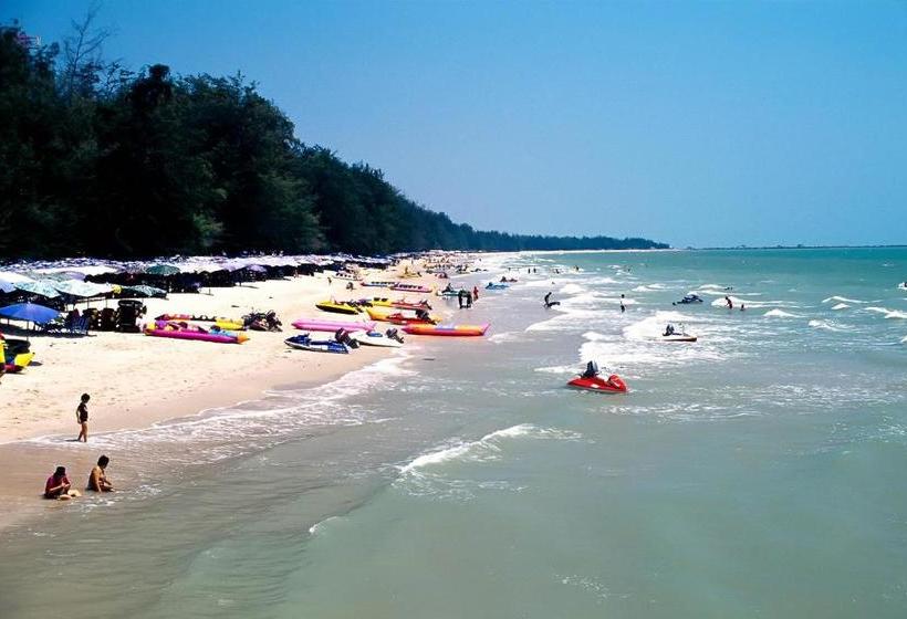 ホテル Oyo 946 Bang Sai Namphueng Chaam Beach