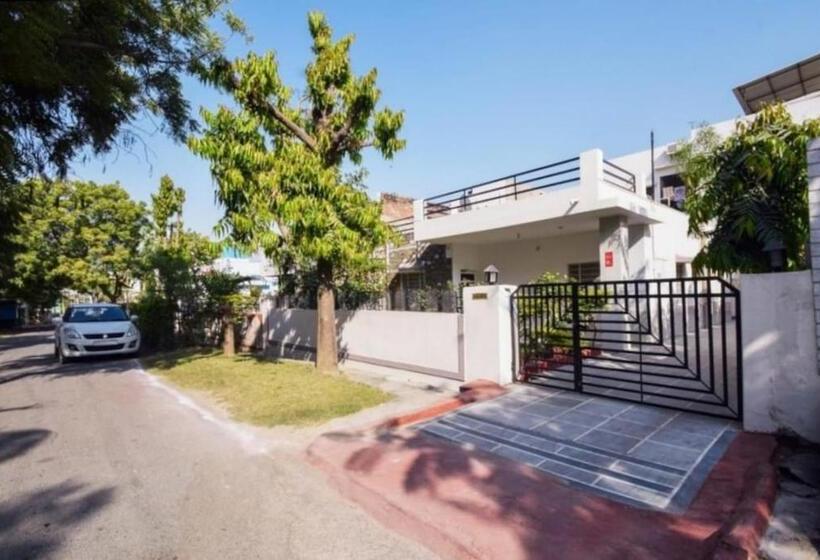 膳宿费 Dave S Guest House