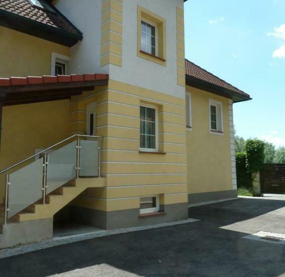 פנסיון Gästehaus Wachau