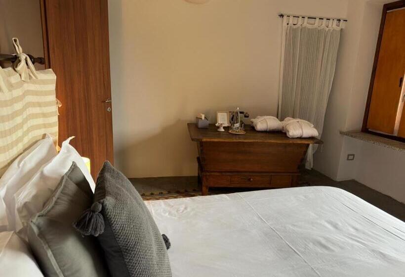 بنسيون Locanda Il Cortile