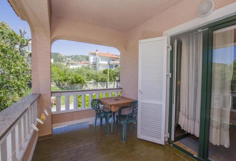 膳宿费 Rooms Anđela