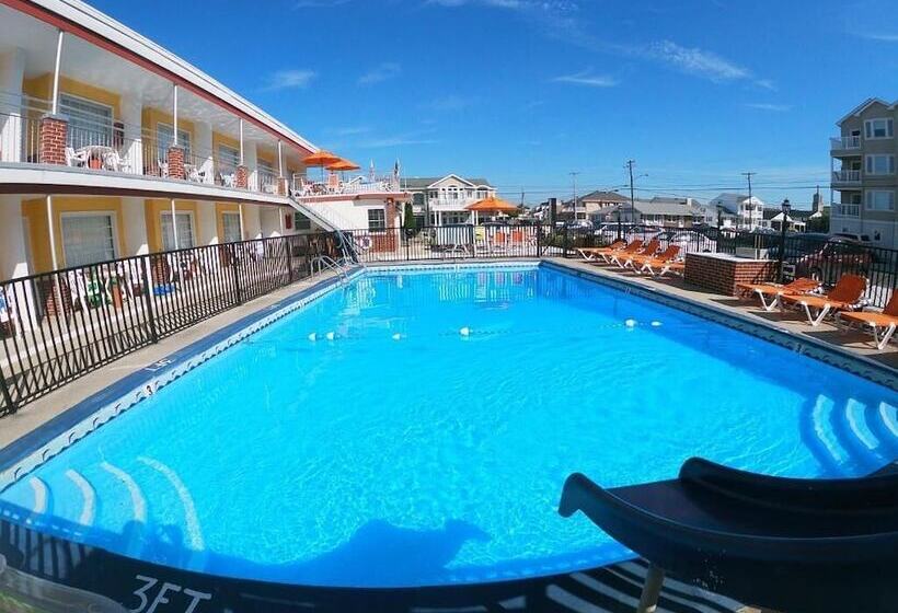 Sea Chest Motel
