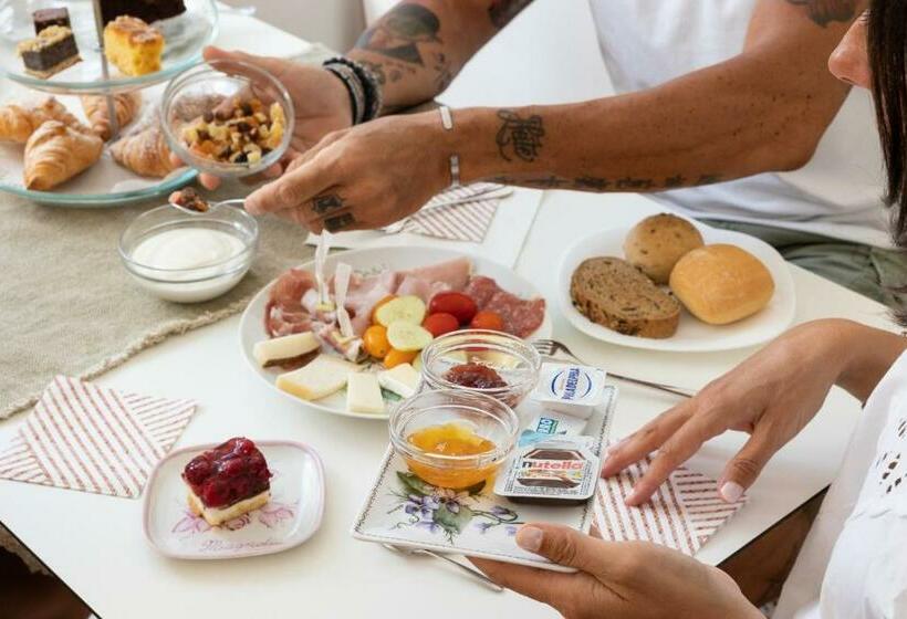 هتل Garnì Villa Magnolia