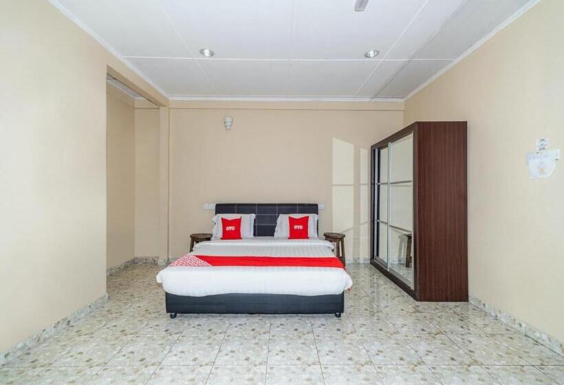هتل Oyo 89932 Dd Homestay