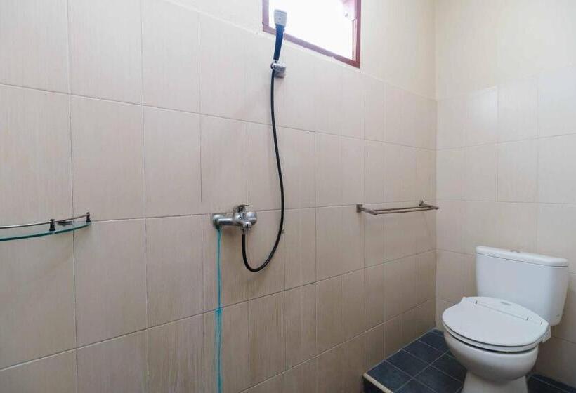 Пансион Reddoorz Near Rs Harapan Pematang Siantar