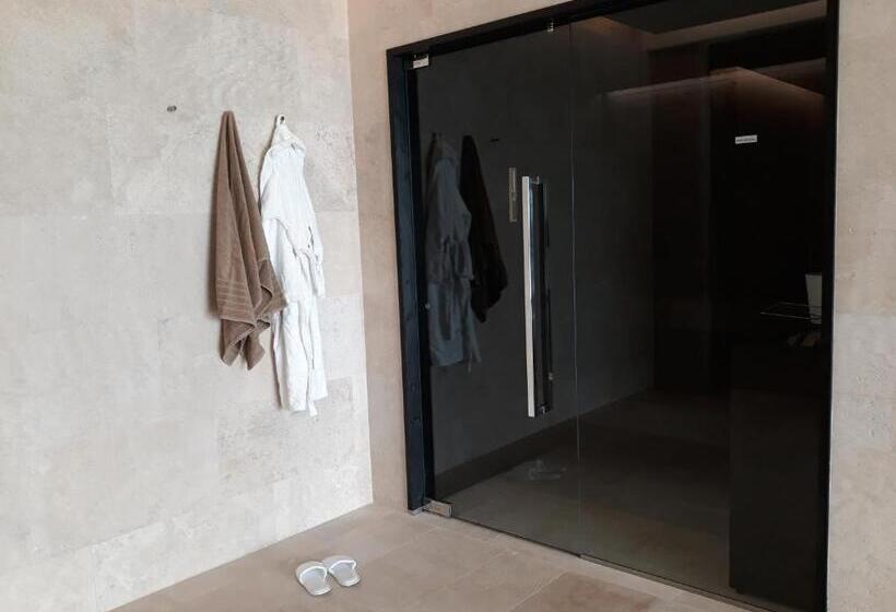 استراحتگاه Relais Althea Azienda Agrituristica