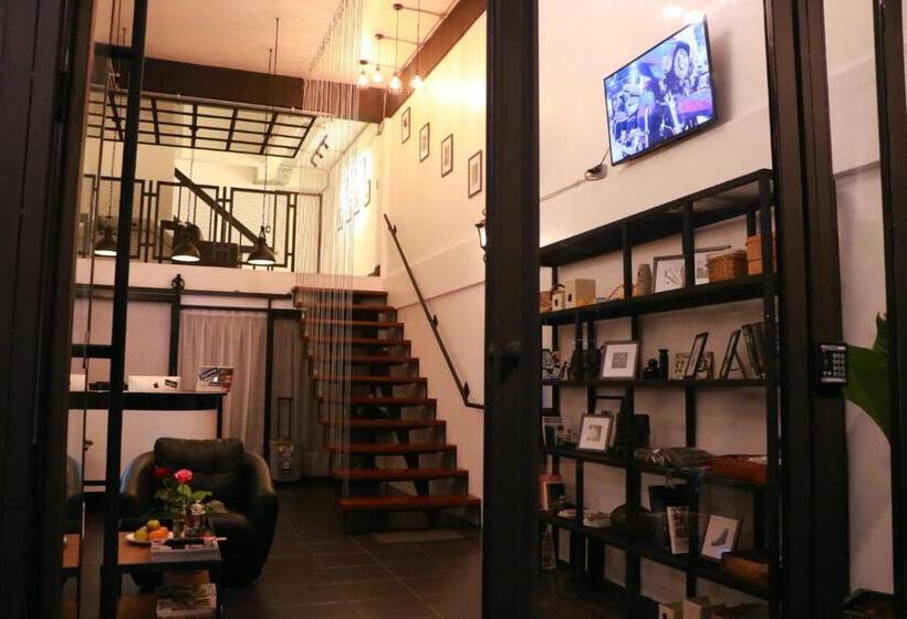 Backpack Hostel