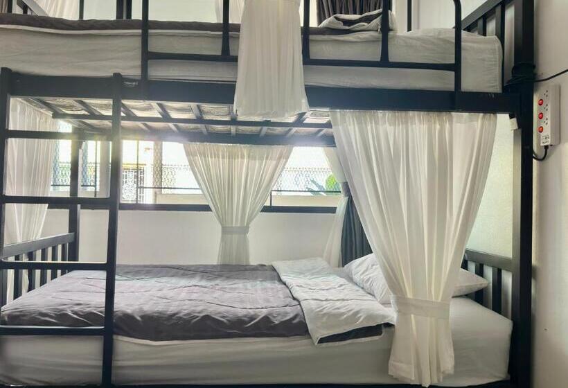 Backpack Hostel