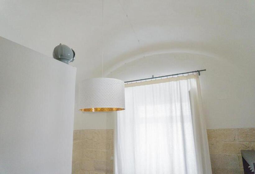 تختخواب و صبحانه Donato Rooms