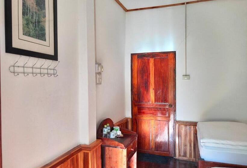 تختخواب و صبحانه Sunset Bungalows & Gh