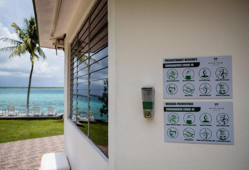 هتل Royal Palm Bacalar Cabañas & Lagoon Club