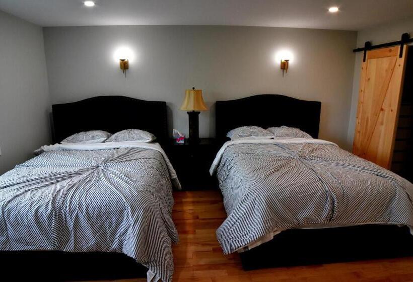 پانسیون Aurora Guest House