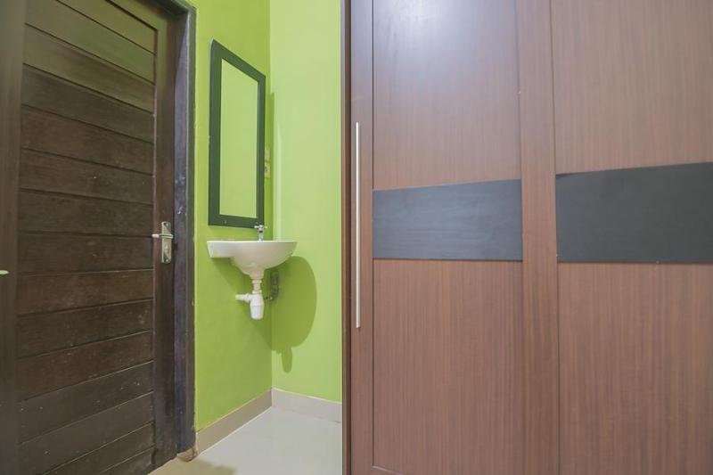 Пансион Reddoorz Near Lapangan Tenis Balikpapan