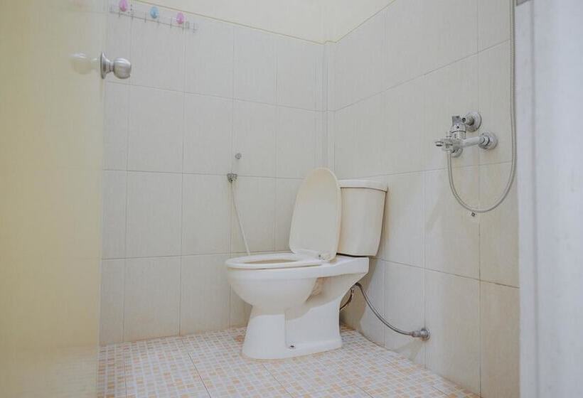 پانسیون Reddoorz Syariah Near Kantor Walikota Jambi