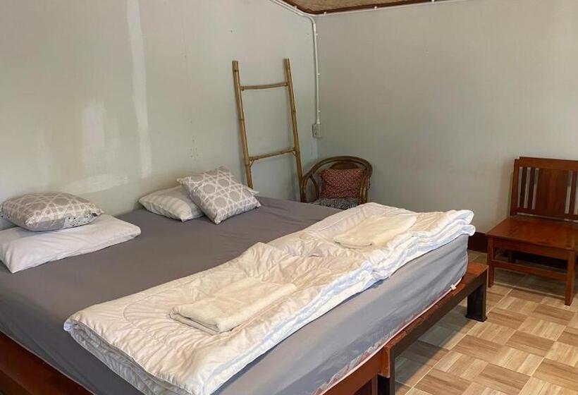 هاستل Brown House Chiangdao
