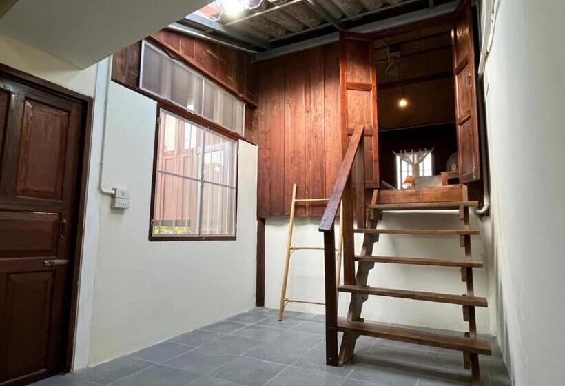 هاستل Brown House Chiangdao