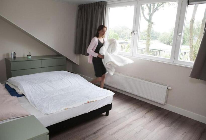 هتل Groeps Villa 24 Pers