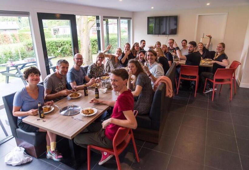 هتل Groeps Villa 24 Pers