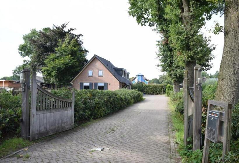 هتل Groepsboerderij 20 Pers