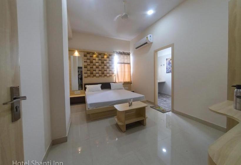 فندق Shanti Inn