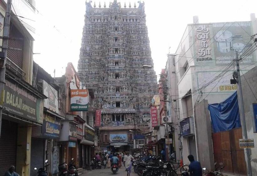 هتل Temple View Annex