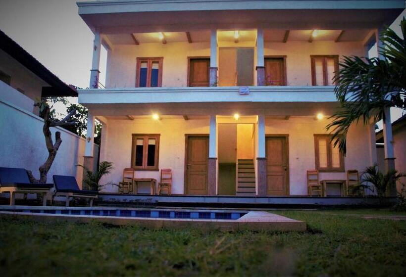 펜션 Adore Guesthouse