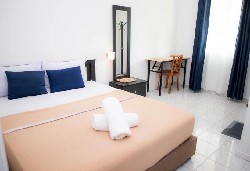 فندق صغير Sura Inn