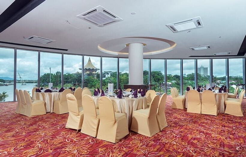 هتل Astana Wing  Riverside Majestic