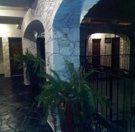 فندق Don Faustino