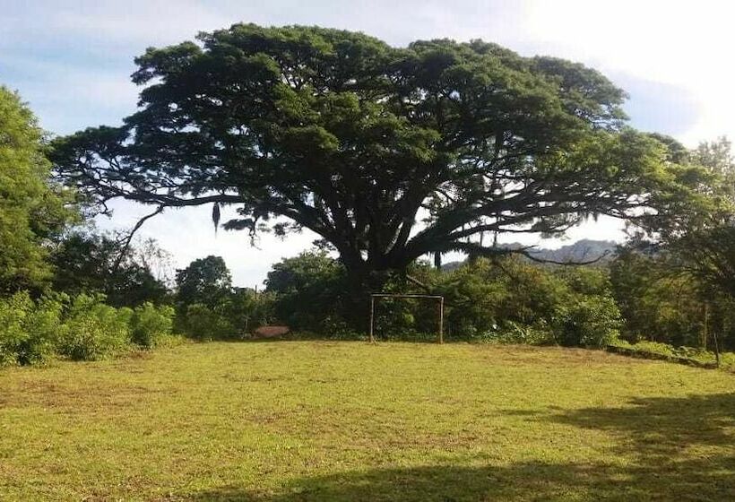 پانسیون Casa El Recuerdo